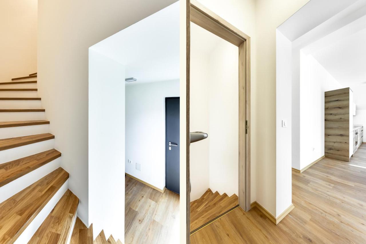 Chic Apartments With Finnish Sauna And Jacuzzi Kranjska Gora Kültér fotó