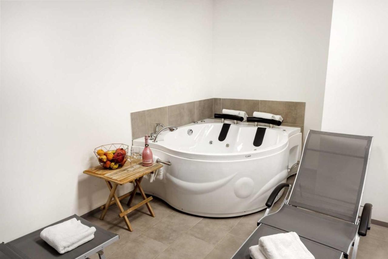 Chic Apartments With Finnish Sauna And Jacuzzi Kranjska Gora Kültér fotó