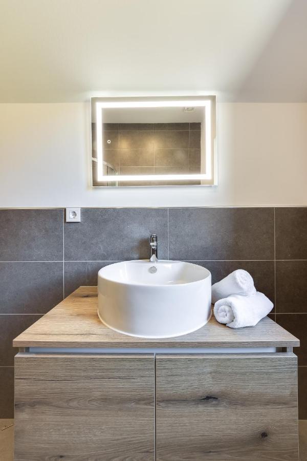 Chic Apartments With Finnish Sauna And Jacuzzi Kranjska Gora Kültér fotó