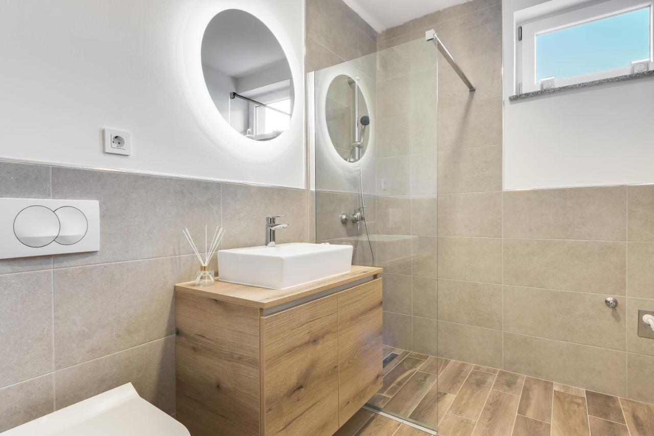 Chic Apartments With Finnish Sauna And Jacuzzi Kranjska Gora Kültér fotó