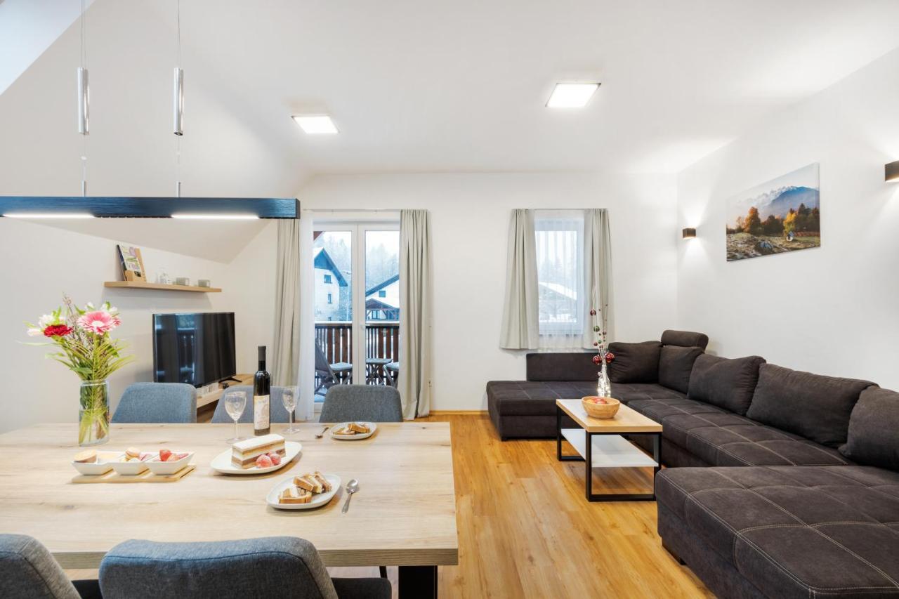 Chic Apartments With Finnish Sauna And Jacuzzi Kranjska Gora Kültér fotó