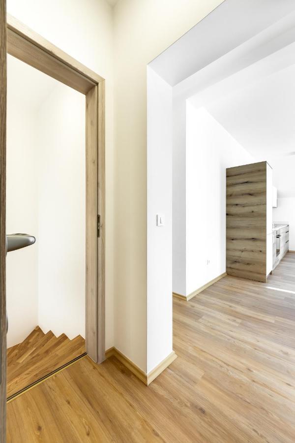 Chic Apartments With Finnish Sauna And Jacuzzi Kranjska Gora Kültér fotó