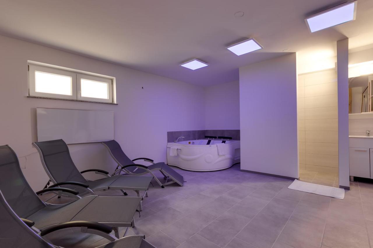 Chic Apartments With Finnish Sauna And Jacuzzi Kranjska Gora Kültér fotó